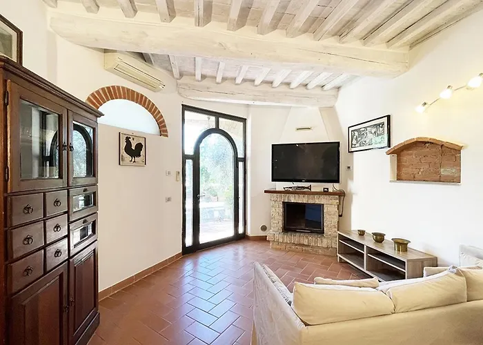 Appartamento Con Piscina E Giardino A Siena