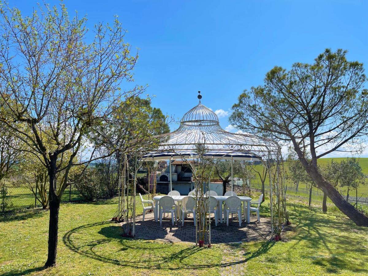 Con Piscina E Giardino A Siena