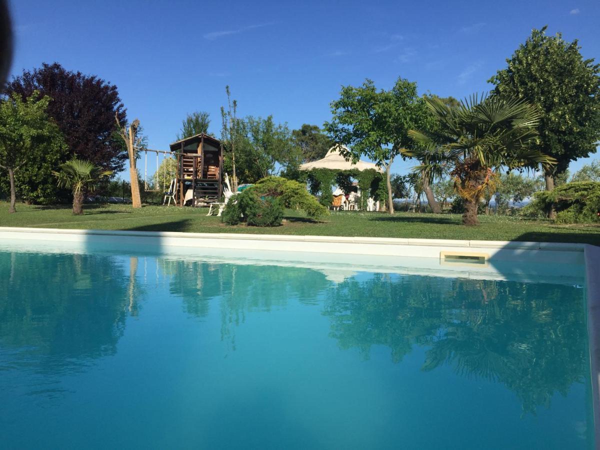 Con Piscina E Giardino A Apartment Siena
